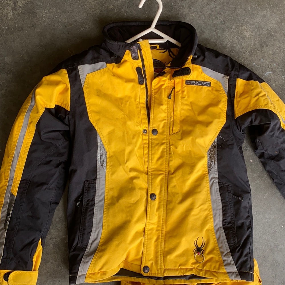 Kid’s ski jacket & ski pants